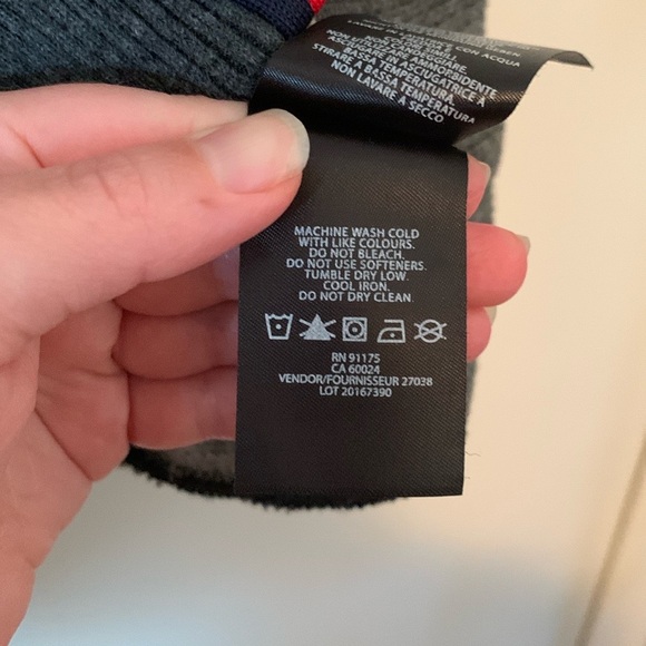 FILA Men’s Grey Logo Branded Pullover Sweatshirt Sweater Size Medium - Picture 7 of 8